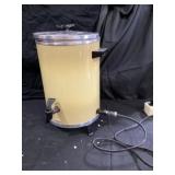 West Bend coffee percolator works as it should