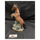 Beams trophy, horse decanter