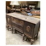 Buffet approximately for 20 x 60 x 38 tall bring