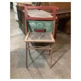 Folding childï¿½s chalkboard