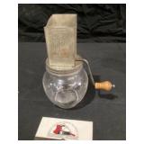 The uniform nut chopper