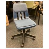 Adjustable swivel chair