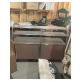 Salad bar on wheels bring help to load