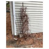 Trellis and outdoor decor