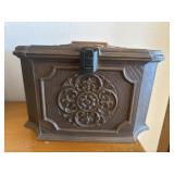 Vintage plastic sewing caddy