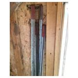 4 steel fence posts