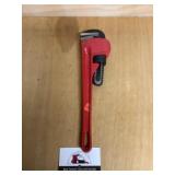 Pipe wrench