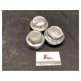 Screw on hub center caps