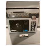 Vintage GE radio