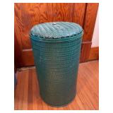 Wicker hamper
