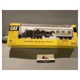 CAT  Mural semi