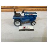 Metal Ford LGT 145