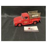 Kent feeds die cast truck