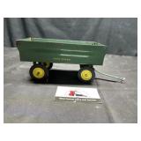 John Deere flare wagon