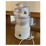 Ice cream maker