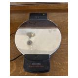 Waffle maker