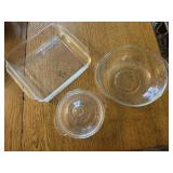 Pyrex and Fire King baking dishes and