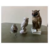 Owl decor and egg on stand