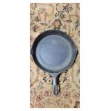 Cast iron pan