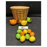 Eggs and chicken decor