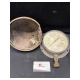 Vintage gauge, and head light case