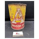 Vintage oil can