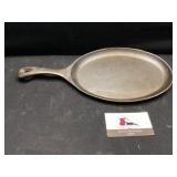 Cast iron skillet