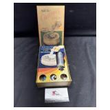 Vintage Cake decorating