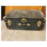 Trunk 30 in x 16 in x 14 in