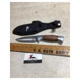 Knife and sheath