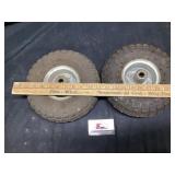 Dolly tires