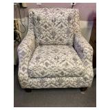 Arm chair