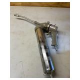 Air grease gun