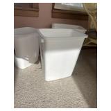 Small garbage cans