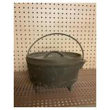 Cast Iron Dutch Oven