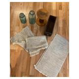 Primitive decor