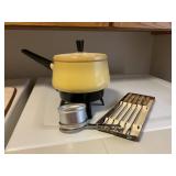 Fondue Pot