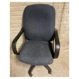 Rolling office chair