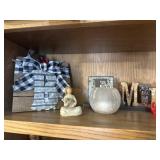 Willow tree and misc decor