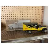 Liberty Classics Yo Jo 1942 Chevrolet Box Truck