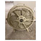 Wind machine fan