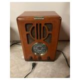 Thomas radio