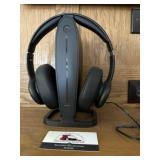 Digital wireless headphones