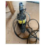 Submersible pump