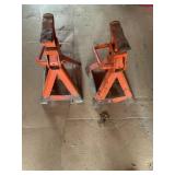 Jack stands