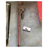 Rigid pipe wrench