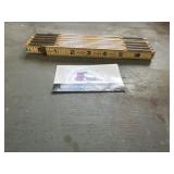 Folding ruler