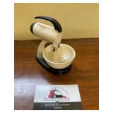 Stand up mixer salt and pepper shaker
