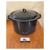 Enamel stock pot