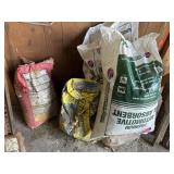 Oil absorbent, quickrete